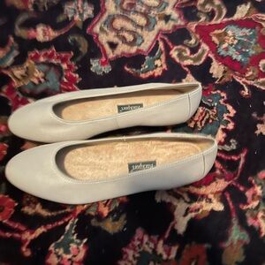 Rockport Comfort Women's Gray Flats Size 9N